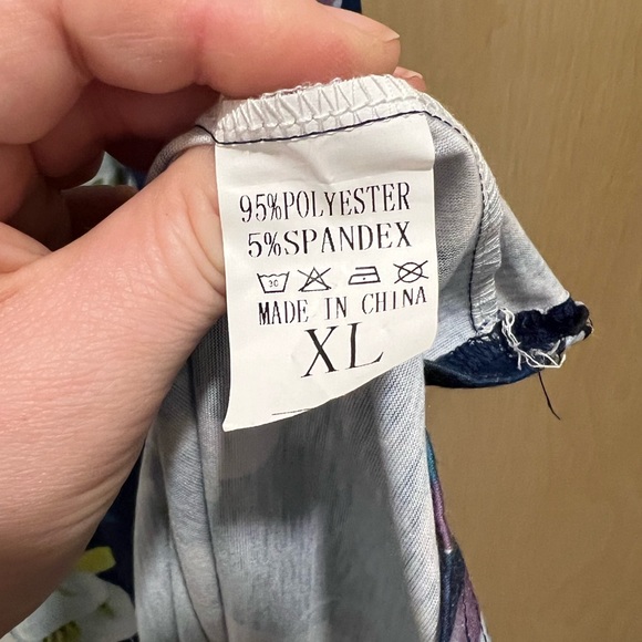 Floral Casual Loose Spaghetti Strap Plus Size Sundress w/ Pockets - Picture 7 of 8